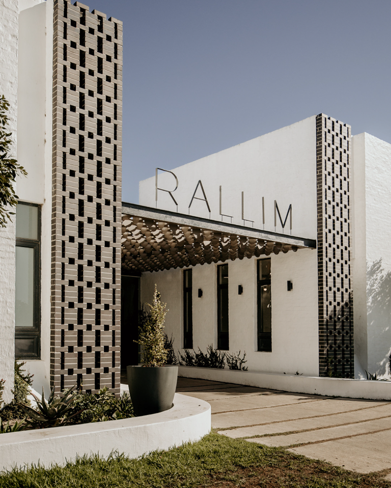 Picture of Rallim school entrance